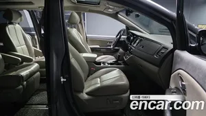 Kia Carnival, 2015 — миниатюра 11