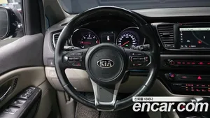 Kia Carnival, 2015 — миниатюра 13