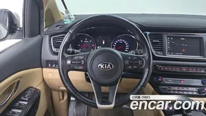 Kia Carnival, 2017 — миниатюра 14
