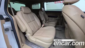 Kia Carnival, 2017 — миниатюра 19
