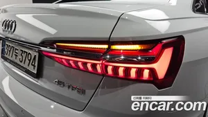 Audi A6, 2021 — миниатюра 9
