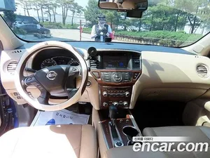 Nissan Pathfinder, 2017 — миниатюра 7