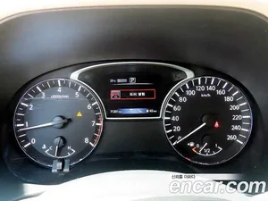 Nissan Pathfinder, 2017 — миниатюра 9