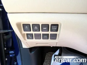 Nissan Pathfinder, 2017 — миниатюра 11