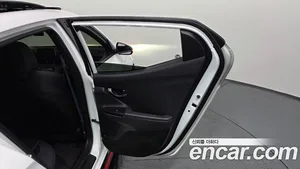 Hyundai Veloster, 2022 — миниатюра 15