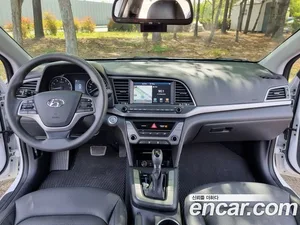 Hyundai Avante, 2018 — миниатюра 19