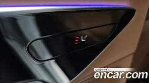 Mercedes-Benz E-Class, 2024 — миниатюра 23