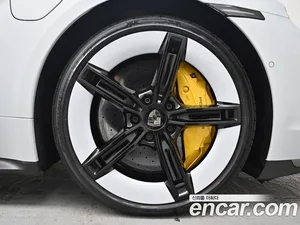 Porsche Taycan, 2025 — миниатюра 5