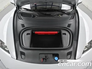 Porsche Taycan, 2025 — миниатюра 6