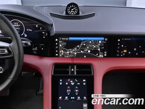 Porsche Taycan, 2025 — миниатюра 14