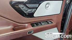 Lincoln Aviator, 2020 — миниатюра 29