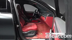 Porsche Cayenne, 2023 — миниатюра 16
