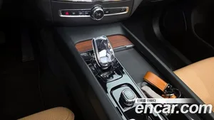 Volvo XC60, 2025 — миниатюра 12
