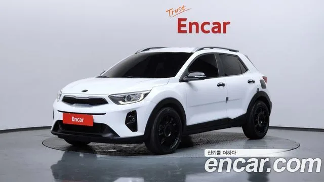 Kia Stonic, 2019 — фото автомобиля из Кореи