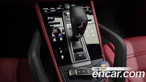 Porsche Cayenne, 2023 — миниатюра 9