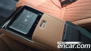 Mercedes-Benz S-Class, 2025 — миниатюра 30