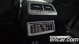 Audi SQ8 e-tron, 2024 — миниатюра 26