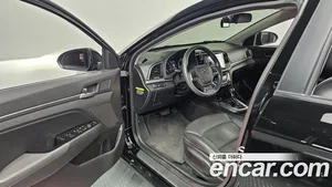 Hyundai Avante, 2017 — миниатюра 13