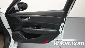 Renault SM6, 2018 — миниатюра 14