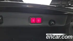 Mercedes-Benz E-Class, 2021 — миниатюра 19