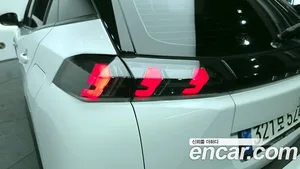 Peugeot 2008, 2021 — миниатюра 9