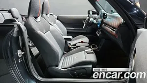Mini Cooper Convertible, 2025 — миниатюра 17