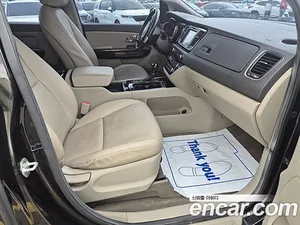 Kia Carnival, 2015 — миниатюра 10