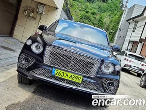 Bentley Bentayga, 2021 — миниатюра 6