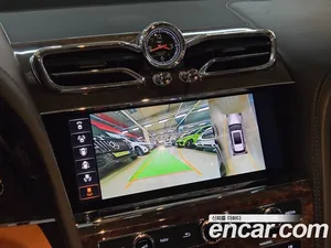 Bentley Bentayga, 2021 — миниатюра 13