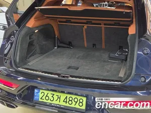 Bentley Bentayga, 2021 — миниатюра 14