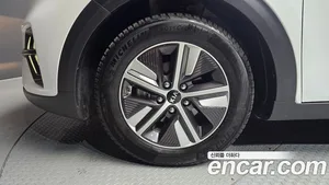 Kia Niro, 2019 — миниатюра 5