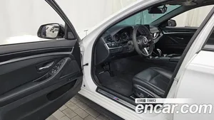 BMW 5-Series, 2016 — миниатюра 10