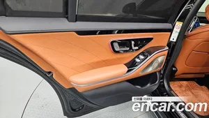 Mercedes-Benz S-Class, 2023 — миниатюра 15