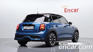 Mini Cooper, 2021 — миниатюра 2