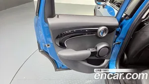 Mini Cooper, 2021 — миниатюра 15