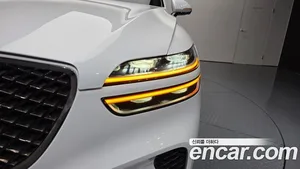 Genesis GV70, 2023 — миниатюра 8