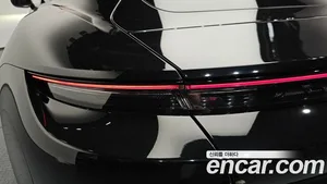 Porsche Taycan, 2022 — миниатюра 9