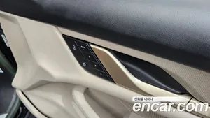 Porsche Taycan, 2022 — миниатюра 34