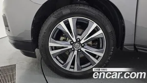 Nissan Pathfinder, 2017 — миниатюра 5