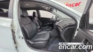 Hyundai Accent, 2014 — миниатюра 10