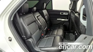 Ford Explorer, 2021 — миниатюра 17