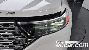 Ford Explorer, 2021 — миниатюра 8