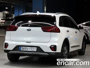 Kia Niro, 2021 — миниатюра 4