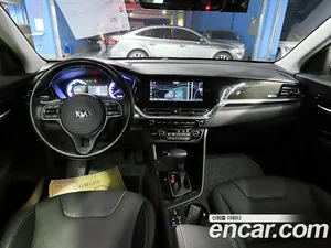 Kia Niro, 2021 — миниатюра 13