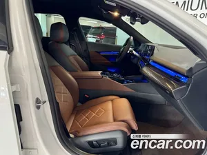 BMW 5-Series, 2025 — миниатюра 12