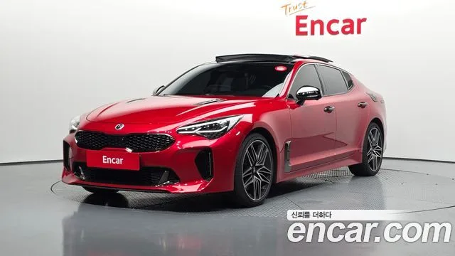Kia Stinger, 2021 — фото автомобиля из Кореи