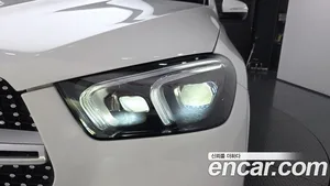 Mercedes-Benz GLE-Class, 2023 — миниатюра 8