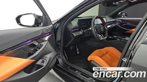 BMW M5, 2025 — миниатюра 17