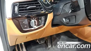 BMW 5-Series, 2017 — миниатюра 20