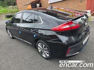 Hyundai Ioniq, 2016 — миниатюра 6